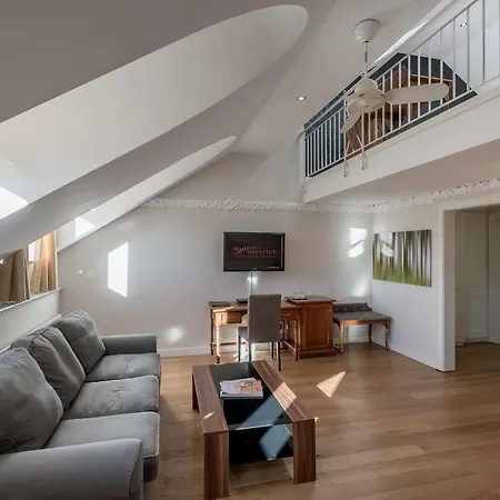 Wolf Dietrich Apartment *