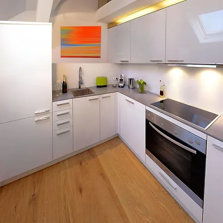 Wolf Dietrich Apartment *